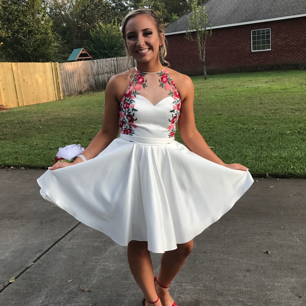 White floral lace semi dress.